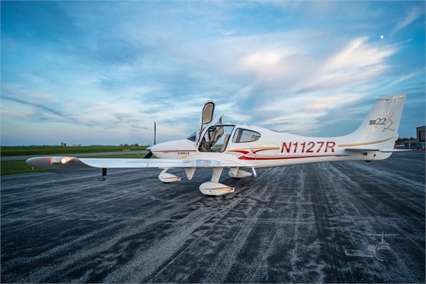 SR22 Cirrus Aircraft at Flight School based out of Flying Cloud Airport in Eden Prairie